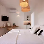 Eutopia Sifnos Bed and Breakfast Βαθύ