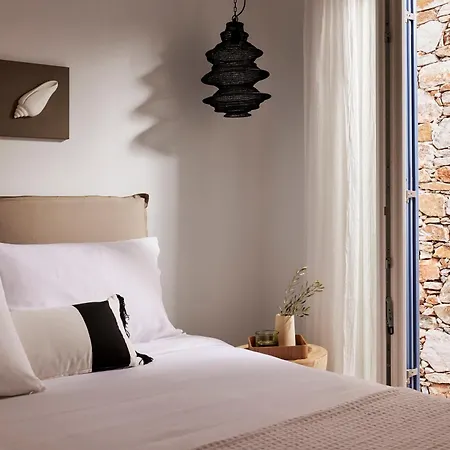 לינה וארוחת בוקר Eutopia Sifnos 4*